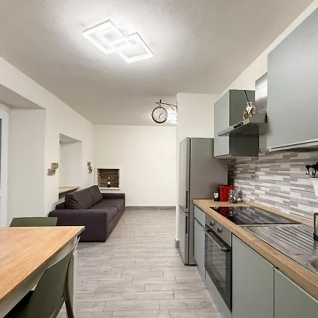 Apartment Bilocale Con Giardino A Due Passi Dal Oleggio Castello